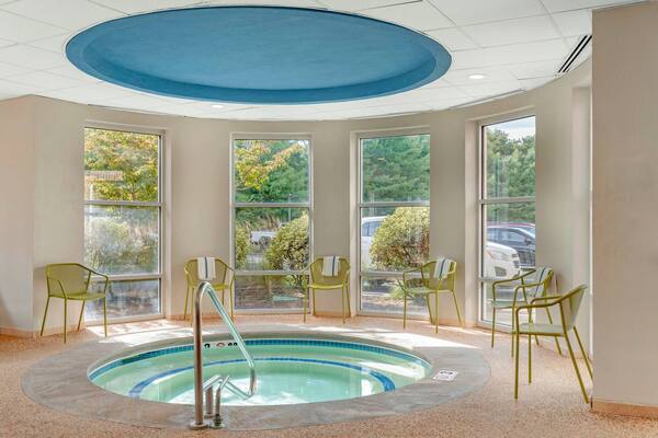 Hampton Inn & Suites Plymouth