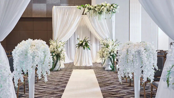 Luxe Convention Centre