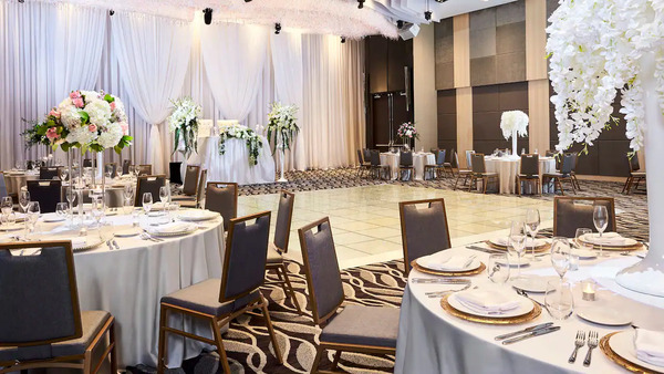 Luxe Convention Centre