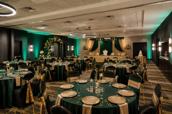 Holiday Inn Hotel & Suites Madison West