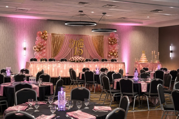 Holiday Inn Hotel & Suites Madison West
