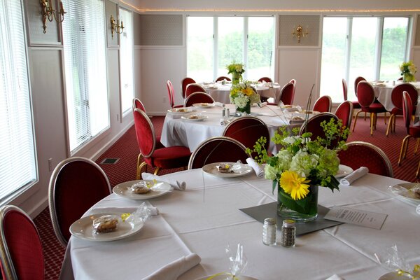 Terra Verde Golf Course, Restaurant, and Banquet Facilities