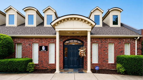 The Glitz Plano