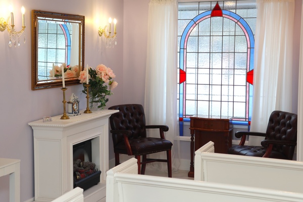 The Little Wedding Chapel