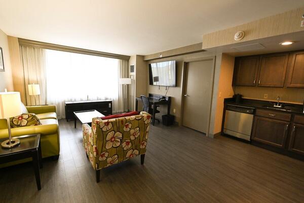 The Grand Laurel Hotel