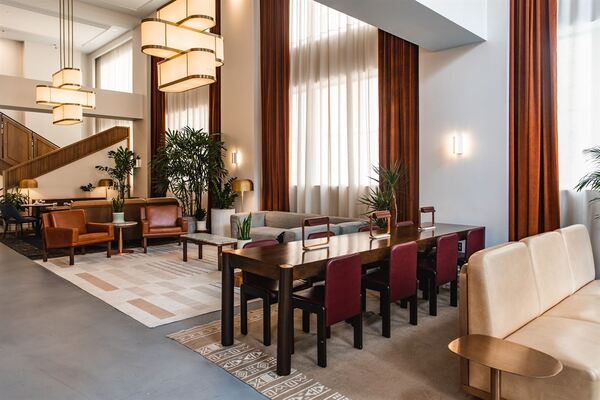 Hu. Hotel Memphis