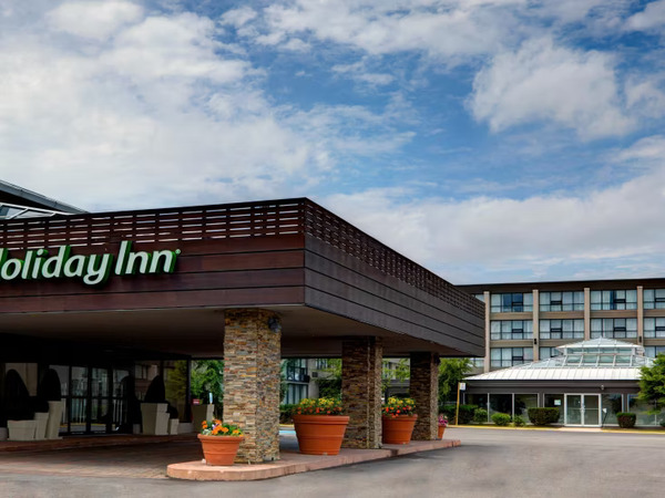 Holiday Inn Toronto Airport East