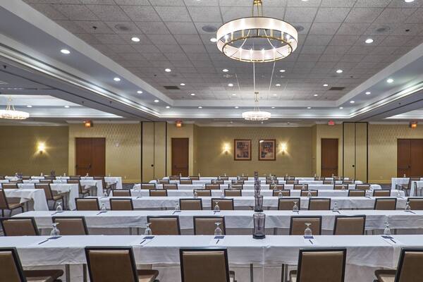 Hilton Knoxville