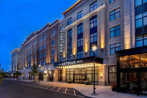 The Artisan Hotel at Tuscan Village