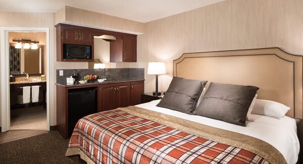 Best Western Plus Flathead Lake Inn & Suites