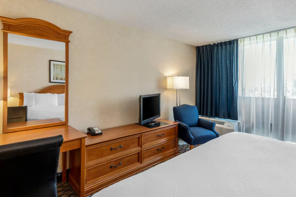 Clarion Hotel Anaheim Resort