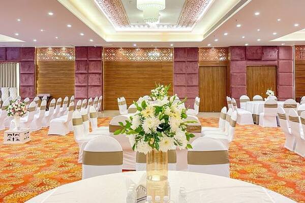 R & L Event Venue