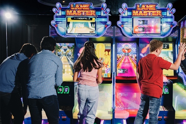 Dave and Buster's