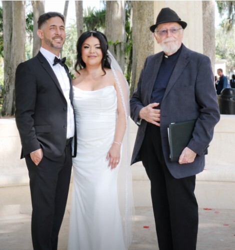 Wedding Officiant Central Florida with Rev. Mel