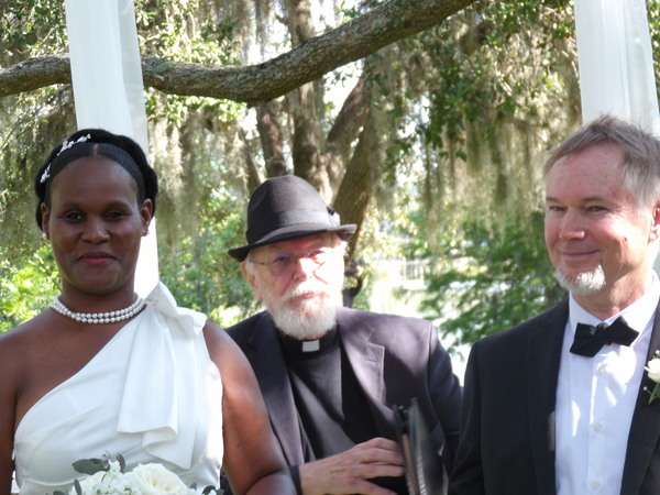 Wedding Officiant Central Florida with Rev. Mel