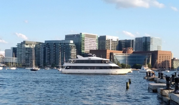 BOSTON YACHT CHARTERS