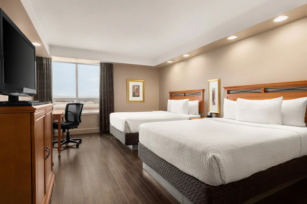 Grand Hotel And Conference Centre Calgary