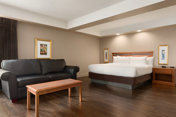 Grand Hotel And Conference Centre Calgary