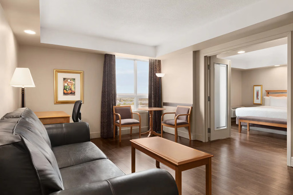 Grand Hotel And Conference Centre Calgary