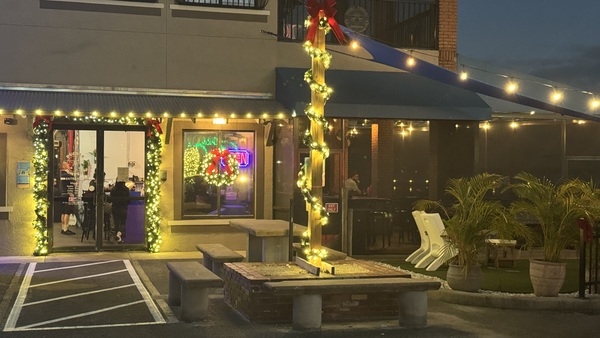Puddle Jumpers Lakeside Grill & Bar