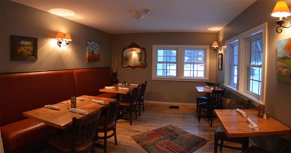 Hyde Away Inn & Restaurant