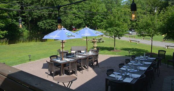 Hyde Away Inn & Restaurant