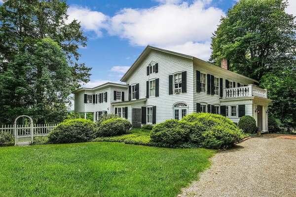 Silverbrook Manor