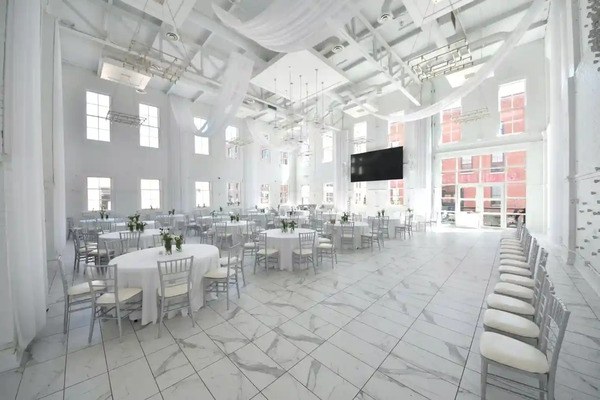The Magnoia - Dubuque