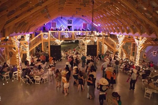 Jones Barn at Willow Creek Ranch