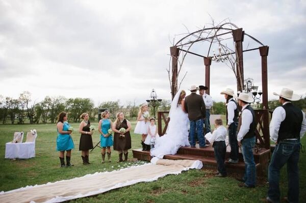 Jones Barn at Willow Creek Ranch