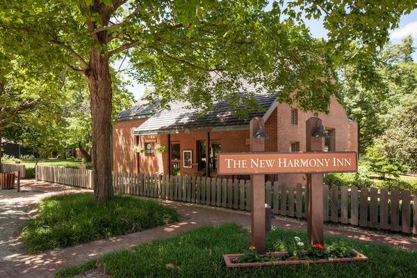 New Harmony Inn