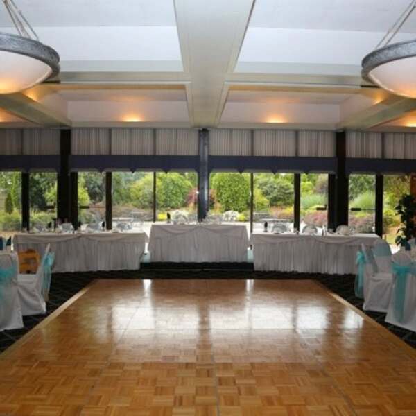 Lake Shore Country Club