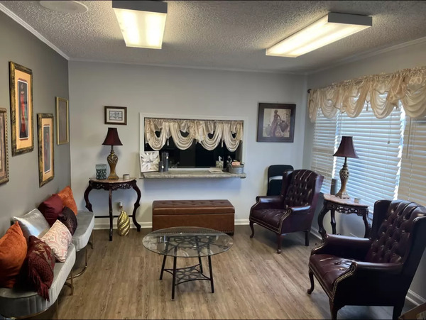 Community Biz Gallery