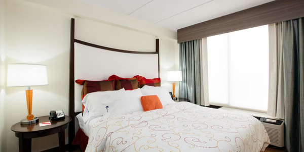 Hotel Indigo Chicago Vernon Hills