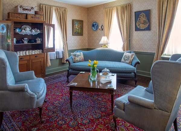 The Centennial House Bed And Breakfast