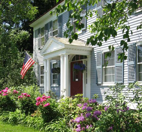 The Centennial House Bed And Breakfast