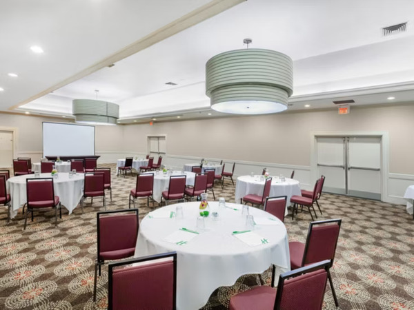 Holiday Inn Tyler-South Broadway