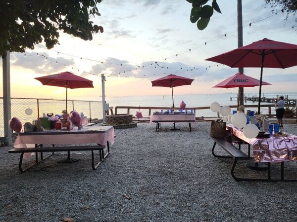 Sunset Bar and Grill