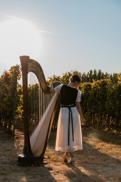 Irina Harpist