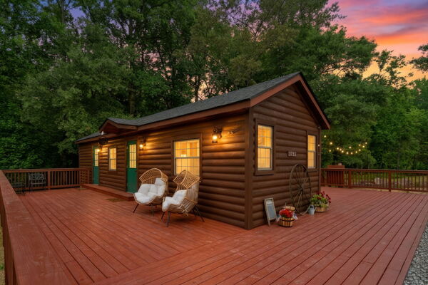 Spacious Multi Family Estate; Retreats, Groups