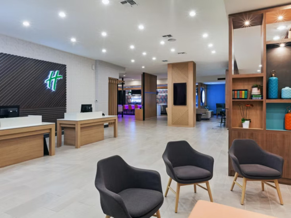 Holiday Inn and Suites McKinney- Fairview