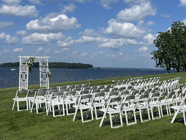 Lake Shore Yacht & Country Club