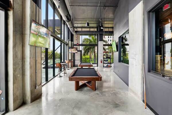 Five Iron Golf Miami Coral Gables