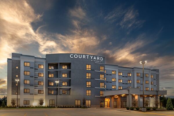 Courtyard by Marriott Sherman