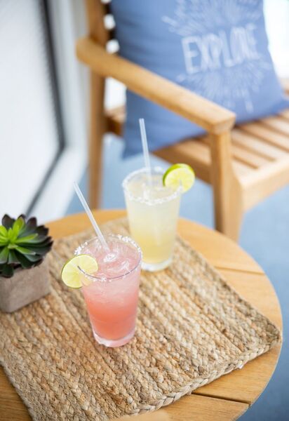 Compass Hotel by Margaritaville & Floridays Woodfire Grill