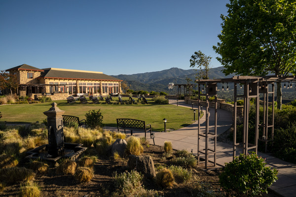 Boulder Ridge by Wedgewood Weddings