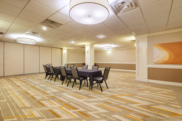 Cottonwood Airport & Expo Hotel Louisville