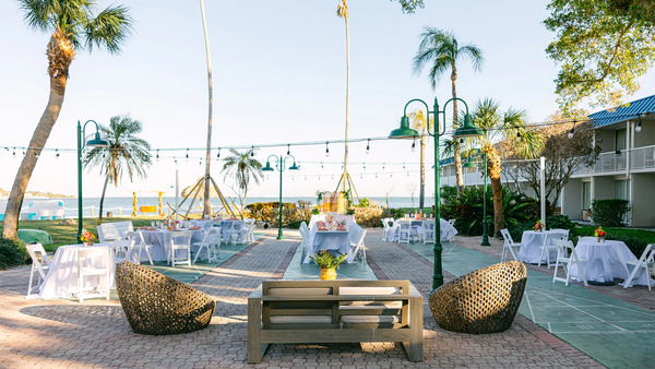 SkyBeach Resort