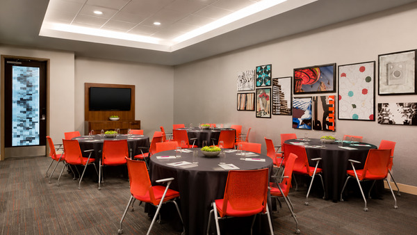 Aloft / Element Dallas Love Field