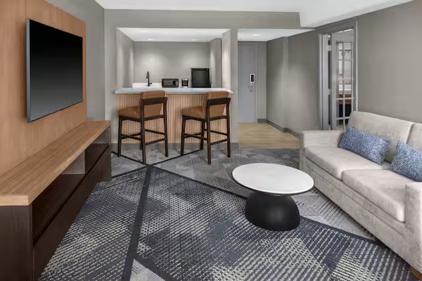 DoubleTree by Hilton Dayton Fairborn